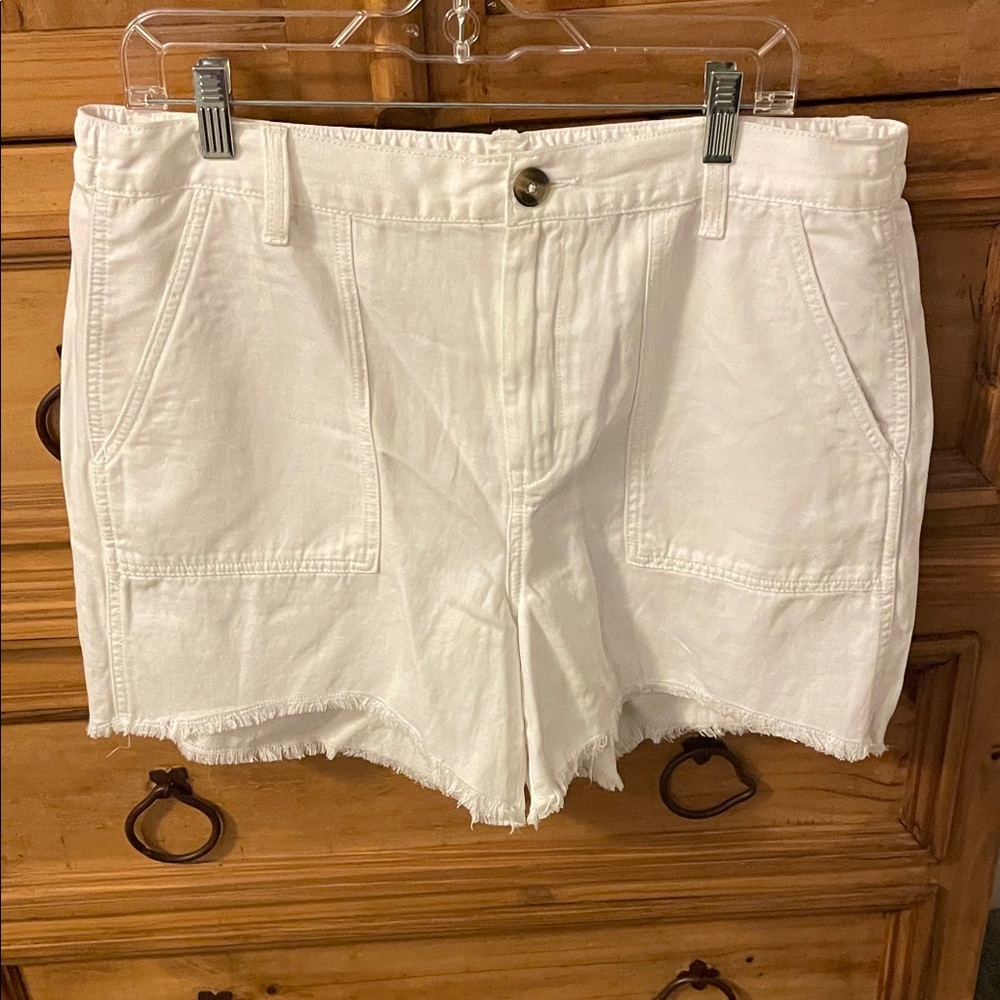 Aerie White Women's Cargo Shorts
